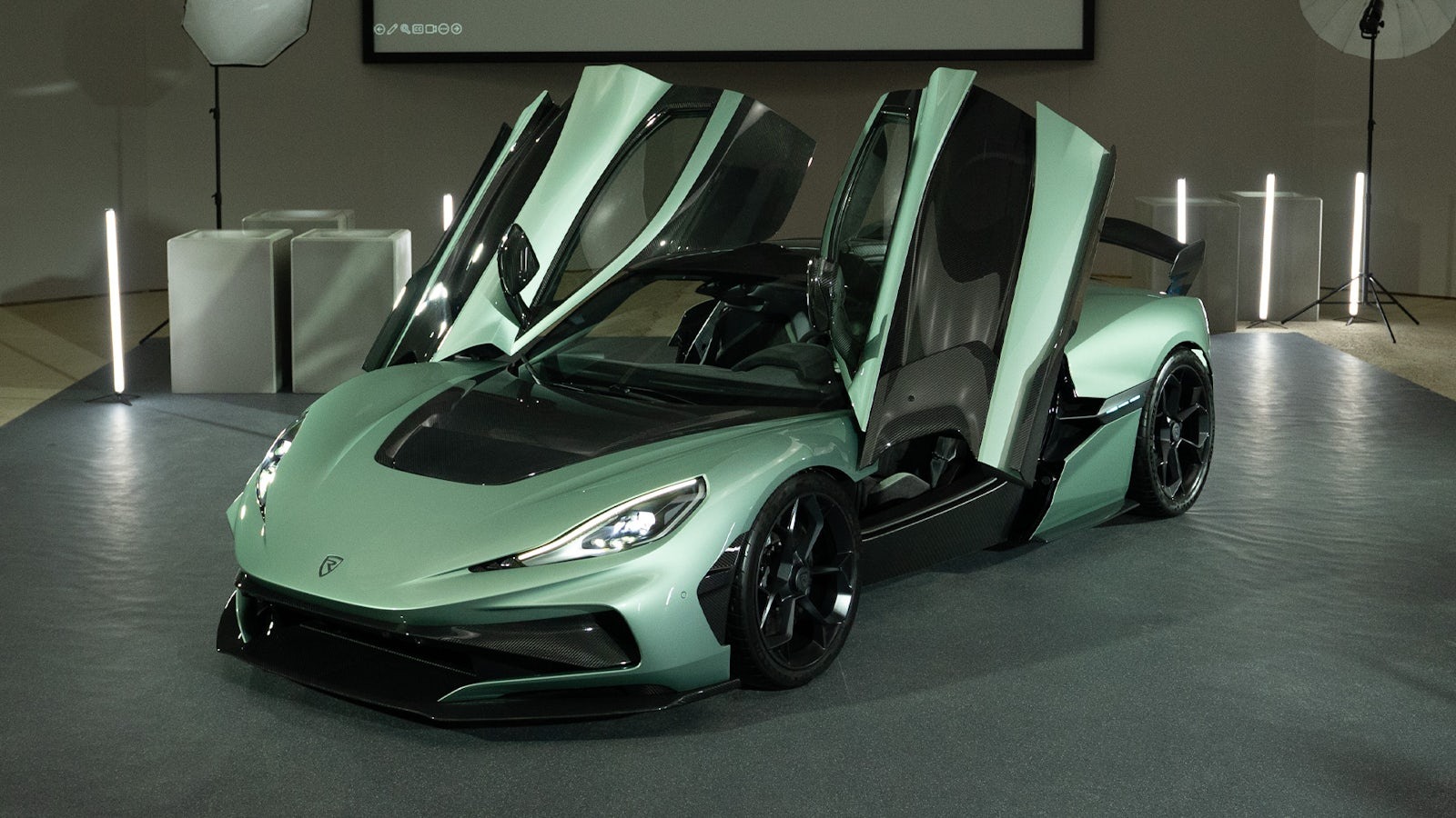 Cars That Prove Old School Beats New School