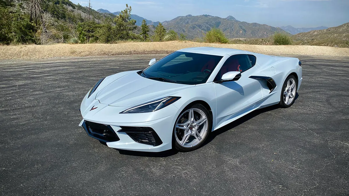 Chevrolet Corvette (C8) Chevrolet Corvette (C8)