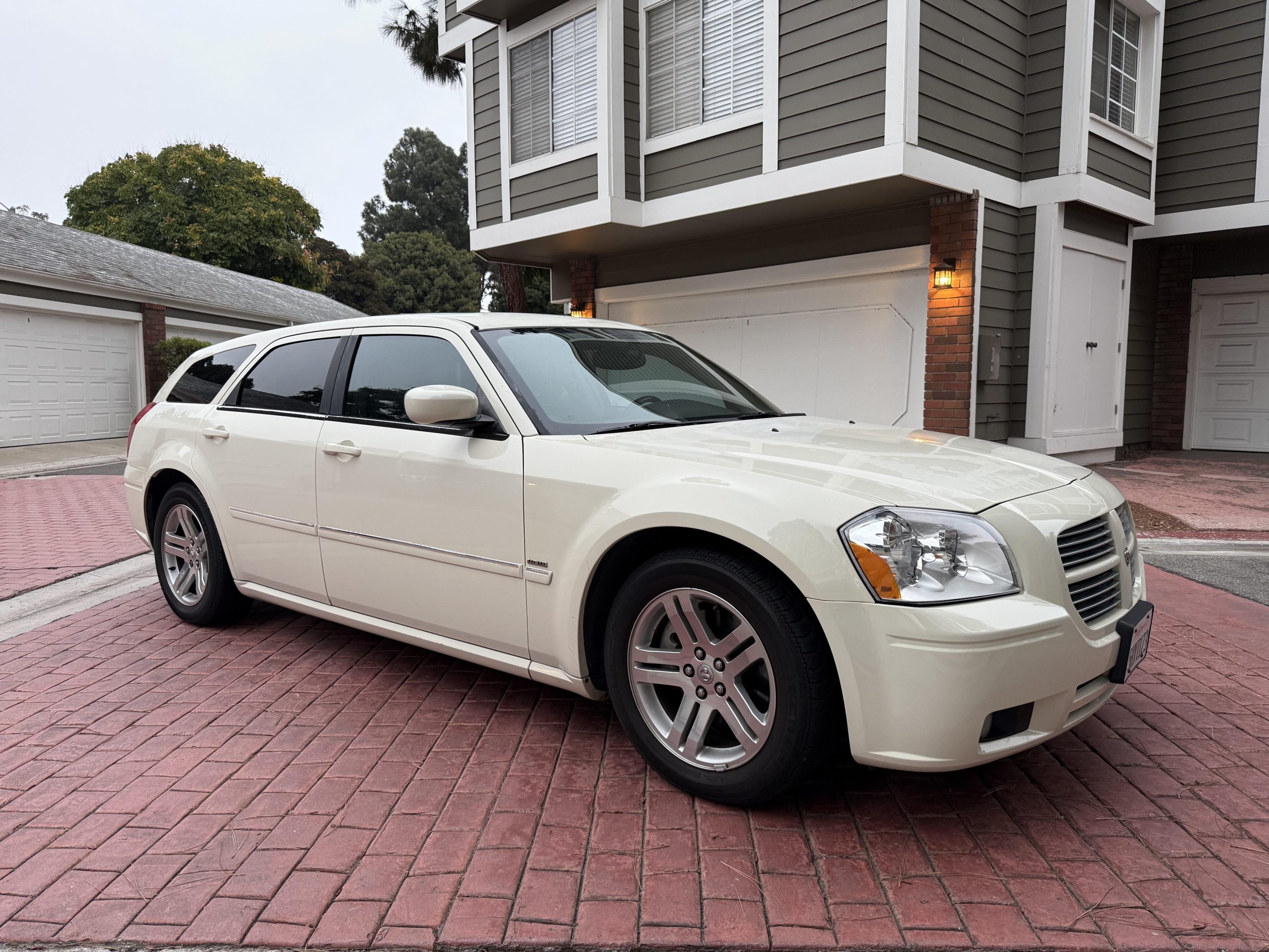 Dodge Magnum R/T (2005)