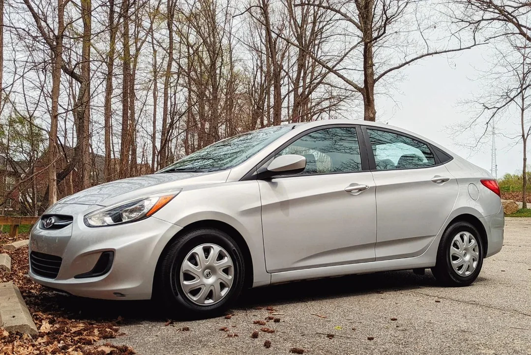 Hyundai Accent (2012–2017)