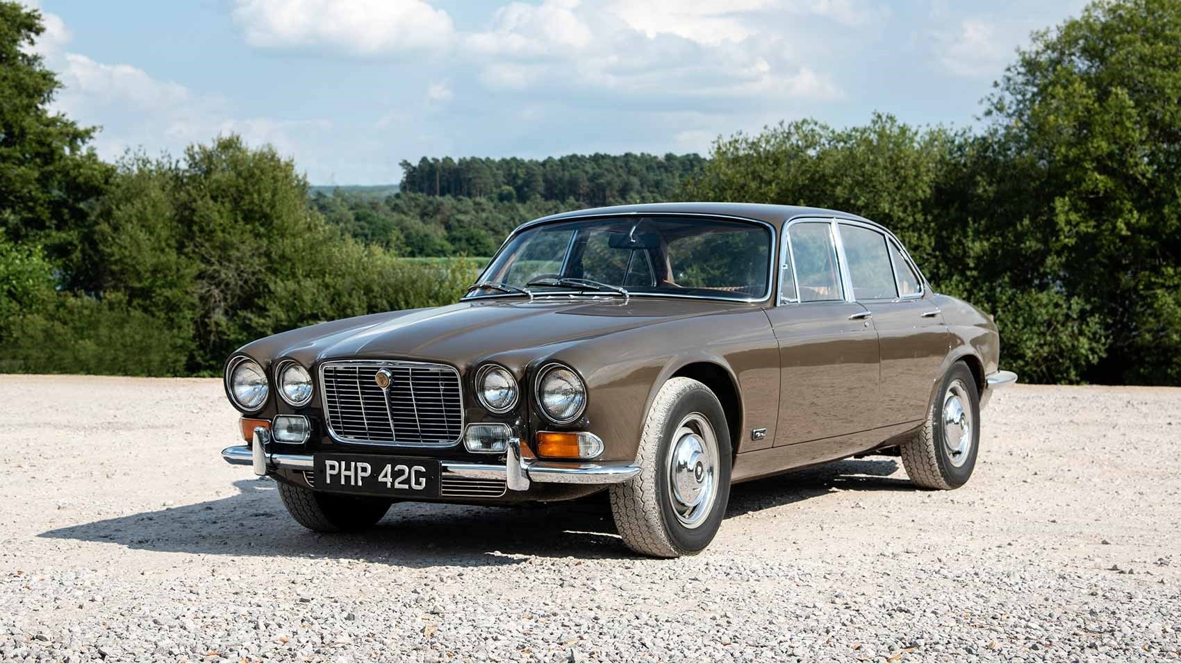 Jaguar XJ6 (Series 1 and 2)