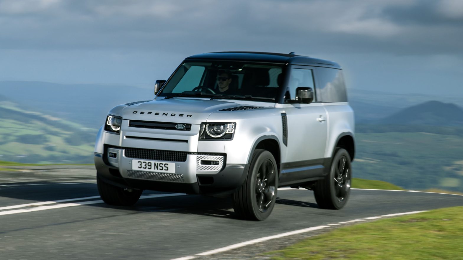 10 Cars That Survive Desert Driving vs 10 That Can’t Handle The Heat ...