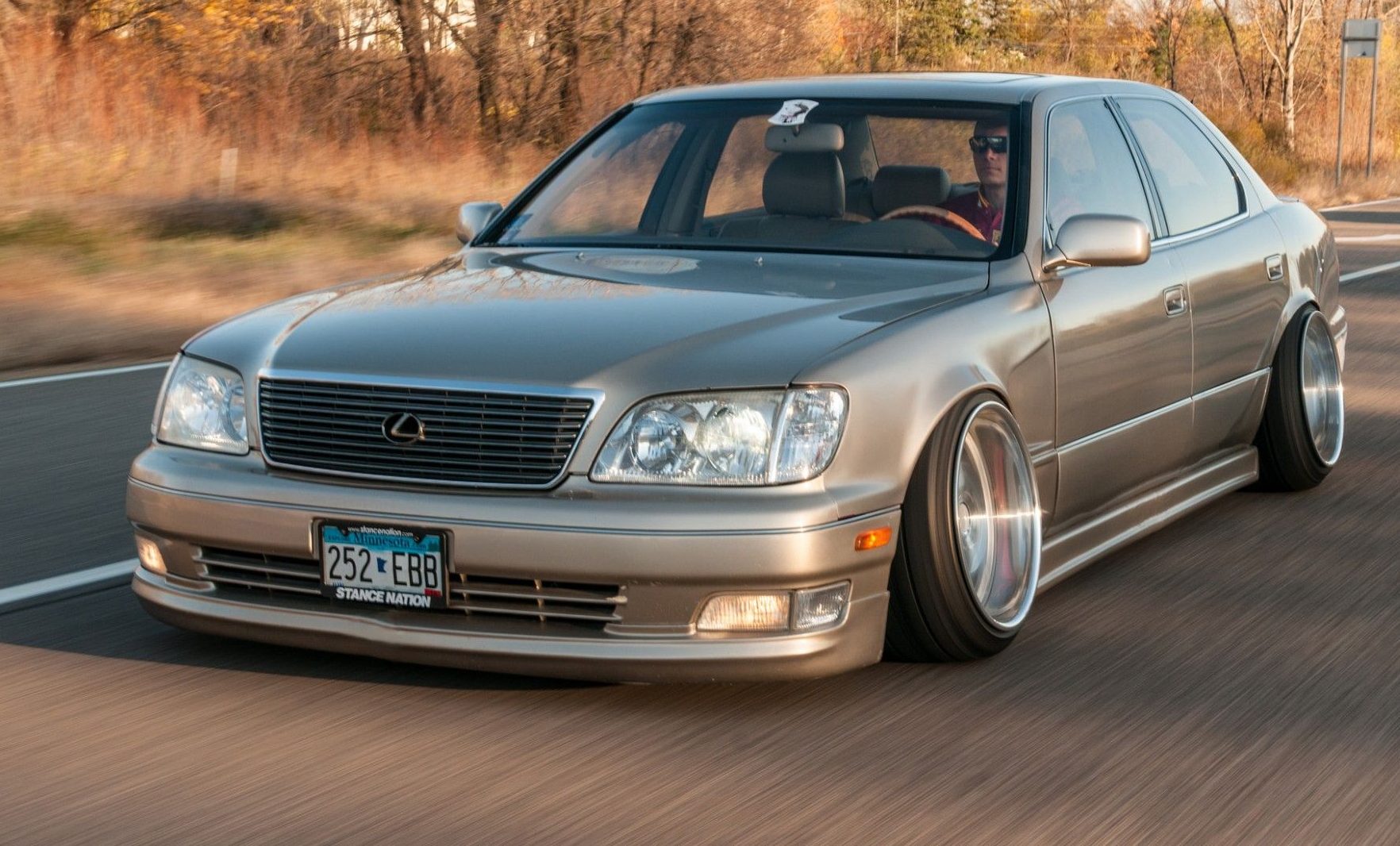 Lexus LS400