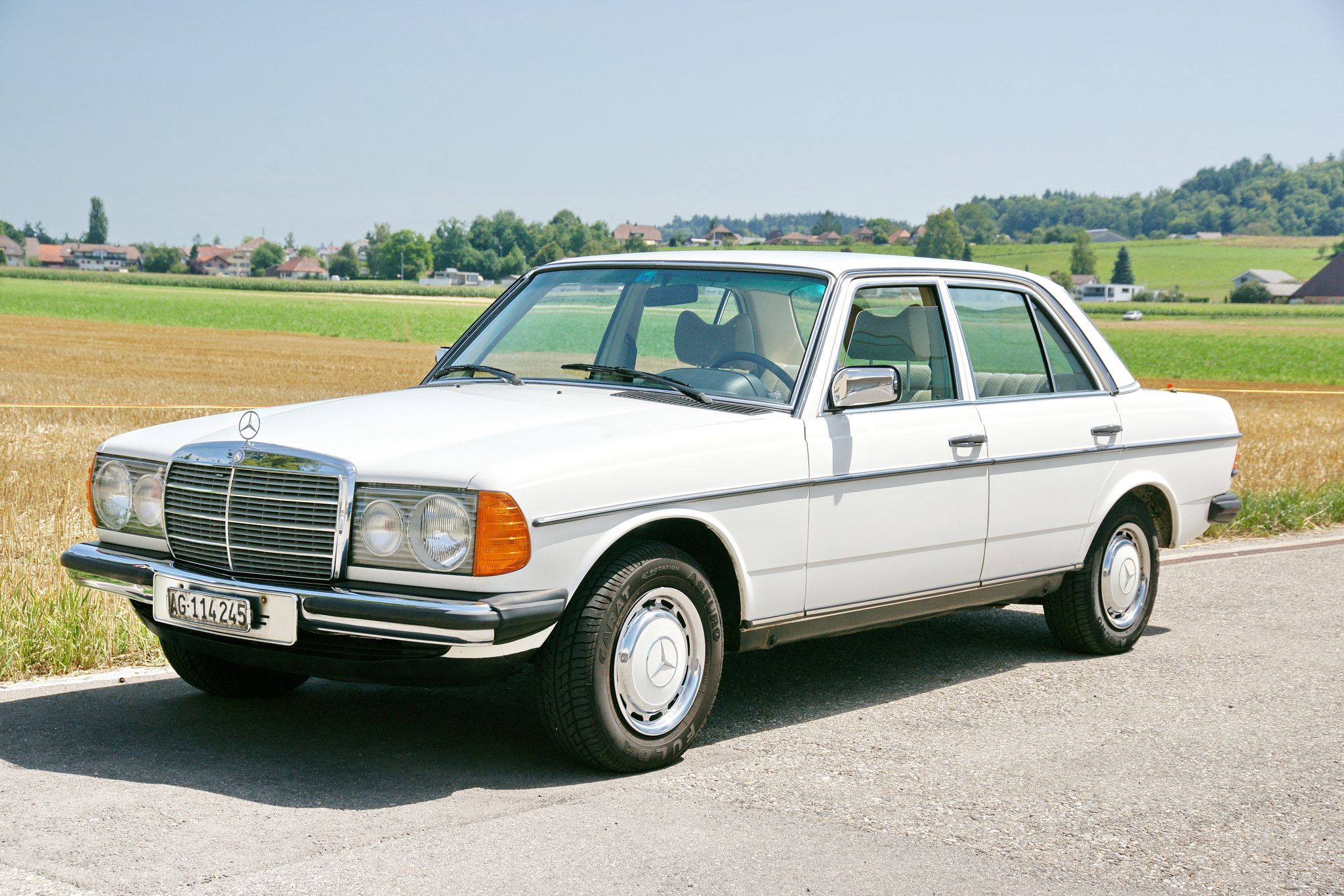 Mercedes Benz W123