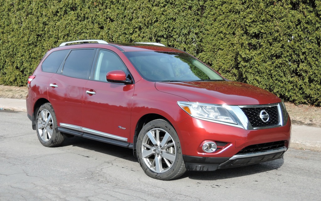 Nissan Pathfinder Hybrid
