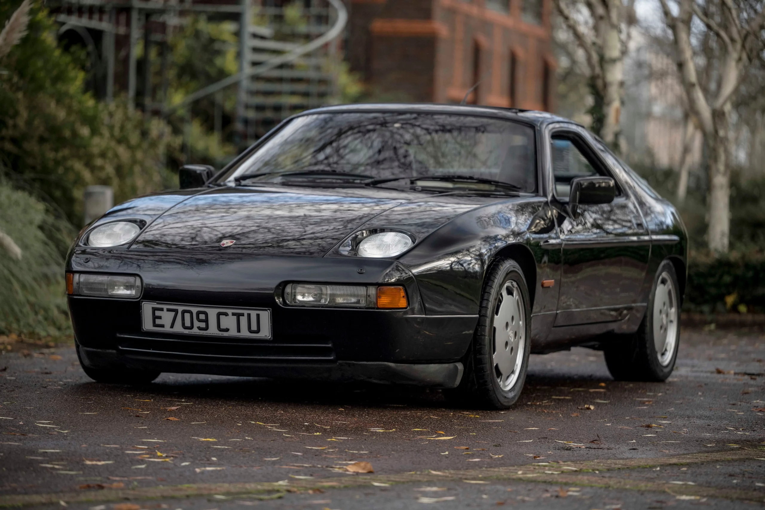 Porsche 928 S4 (1987 1995) Porsche 928 S4 (1987 1995)