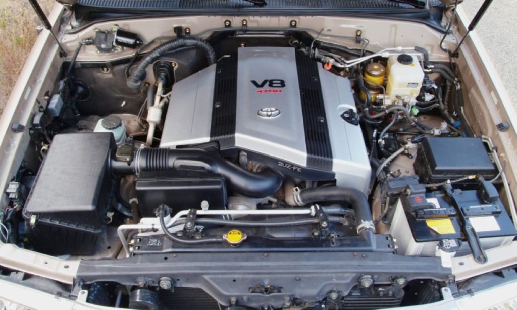 Toyota 2UZ FE V8