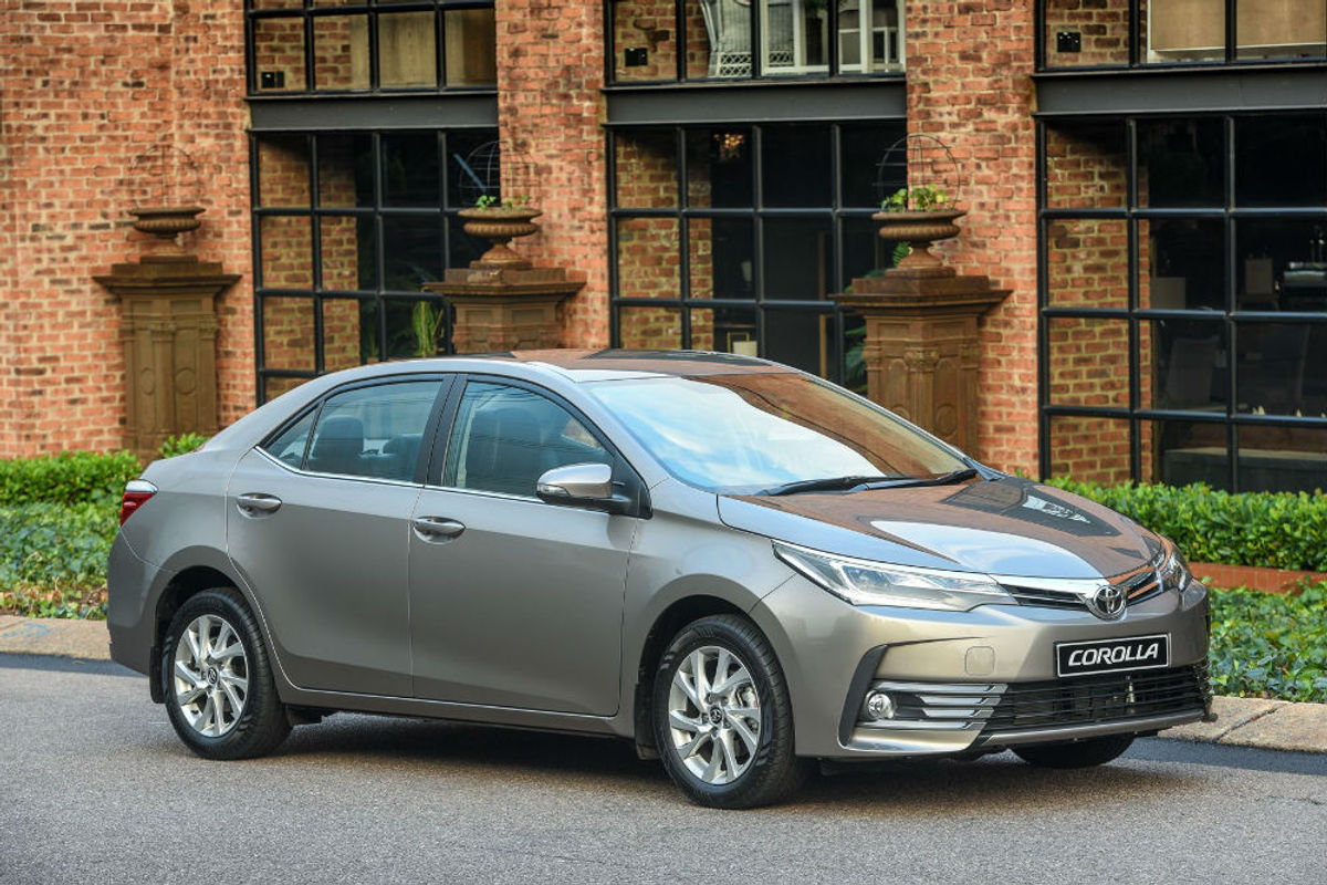 Toyota Corolla silver