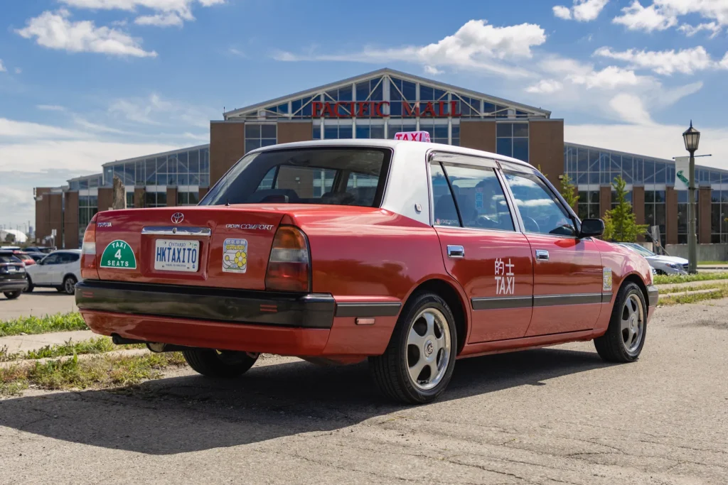 Toyota Crown Comfort