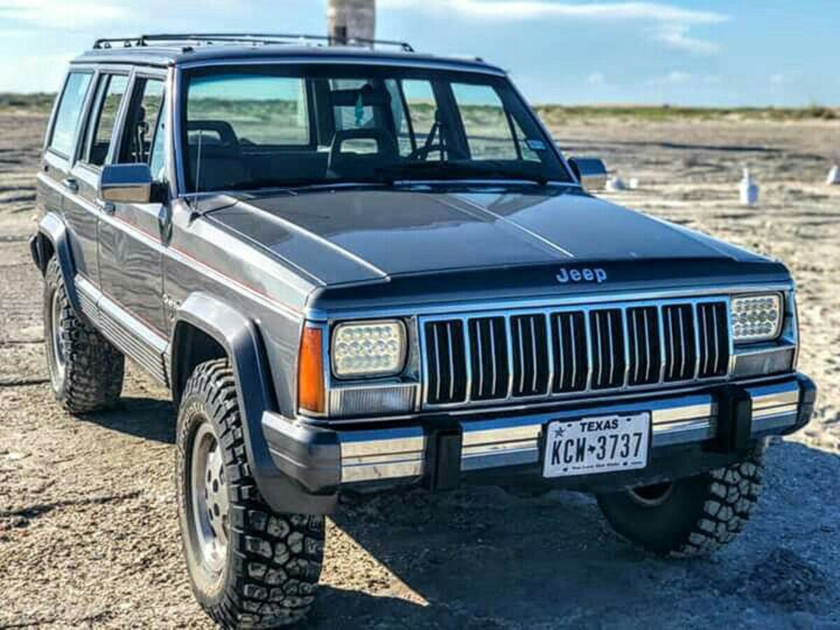 1991 Jeep Cherokee XJ 