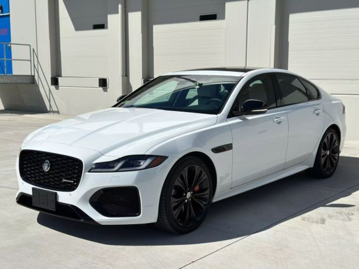 Jaguar XF