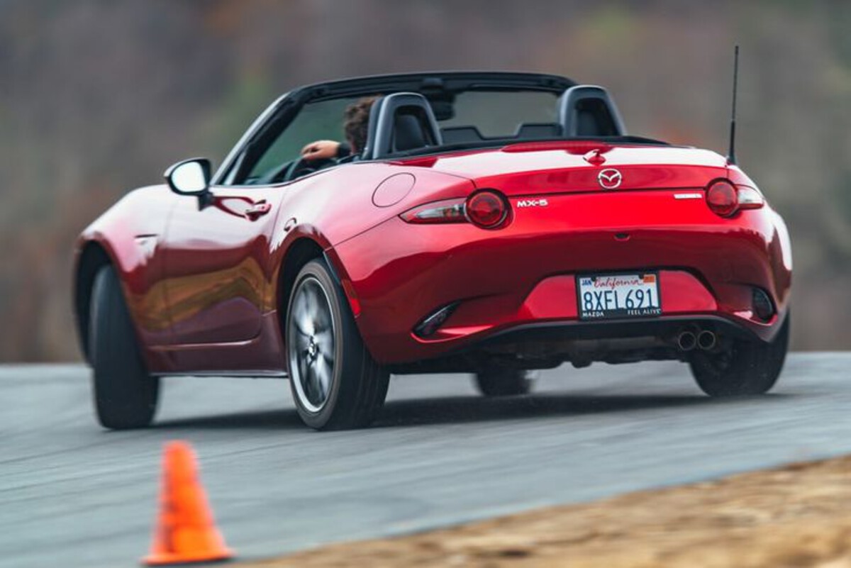 Mazda MX-5 Miata 