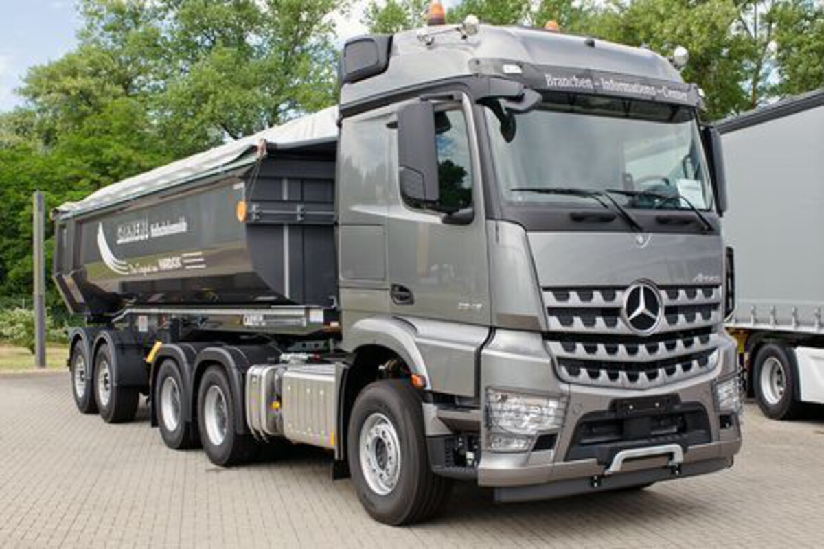 Mercedes-Benz Arocs 