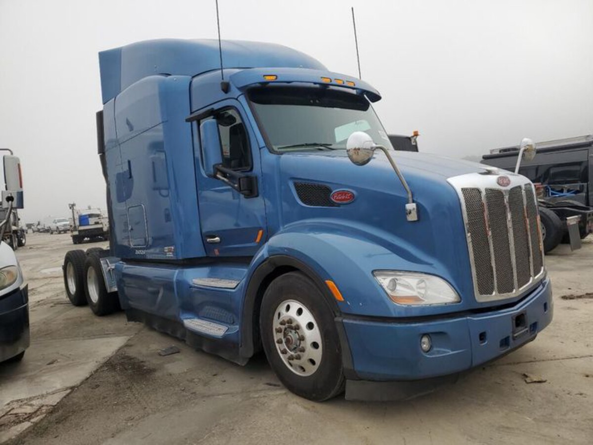 Peterbilt 579 
