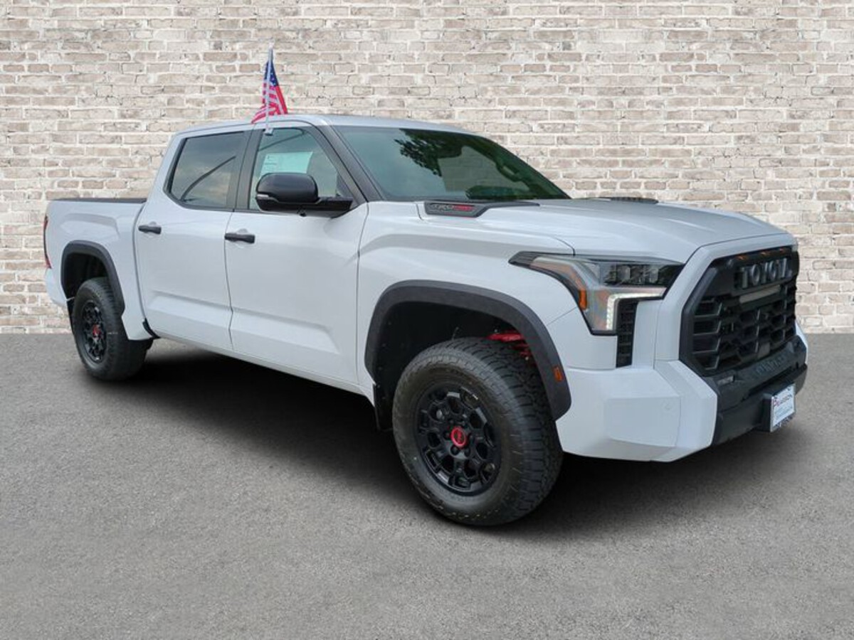 Toyota Tundra i-FORCE MAX