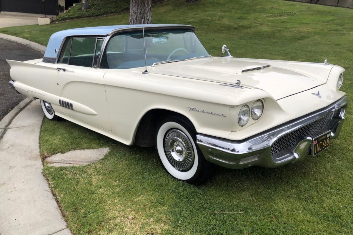 1958 Ford Thunderbird