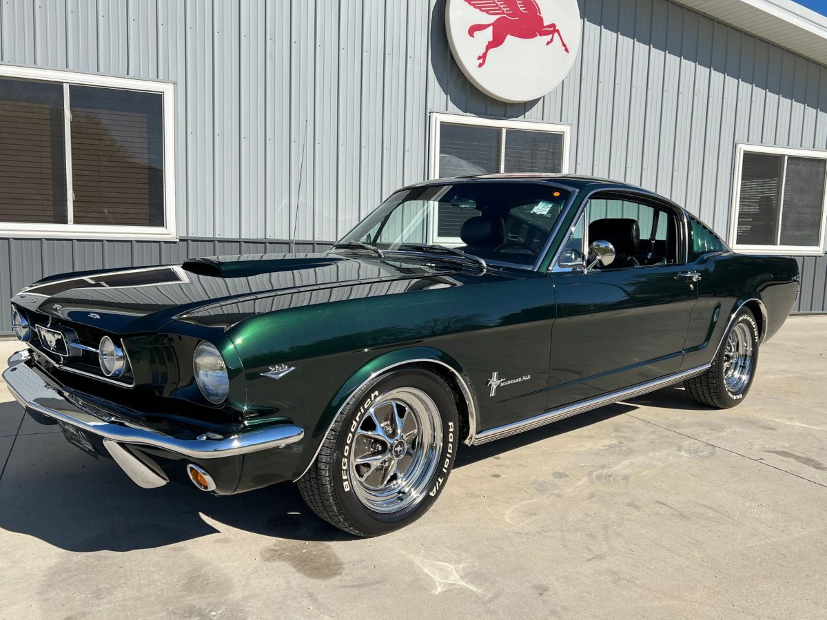 1965 Ford Mustang Fastback