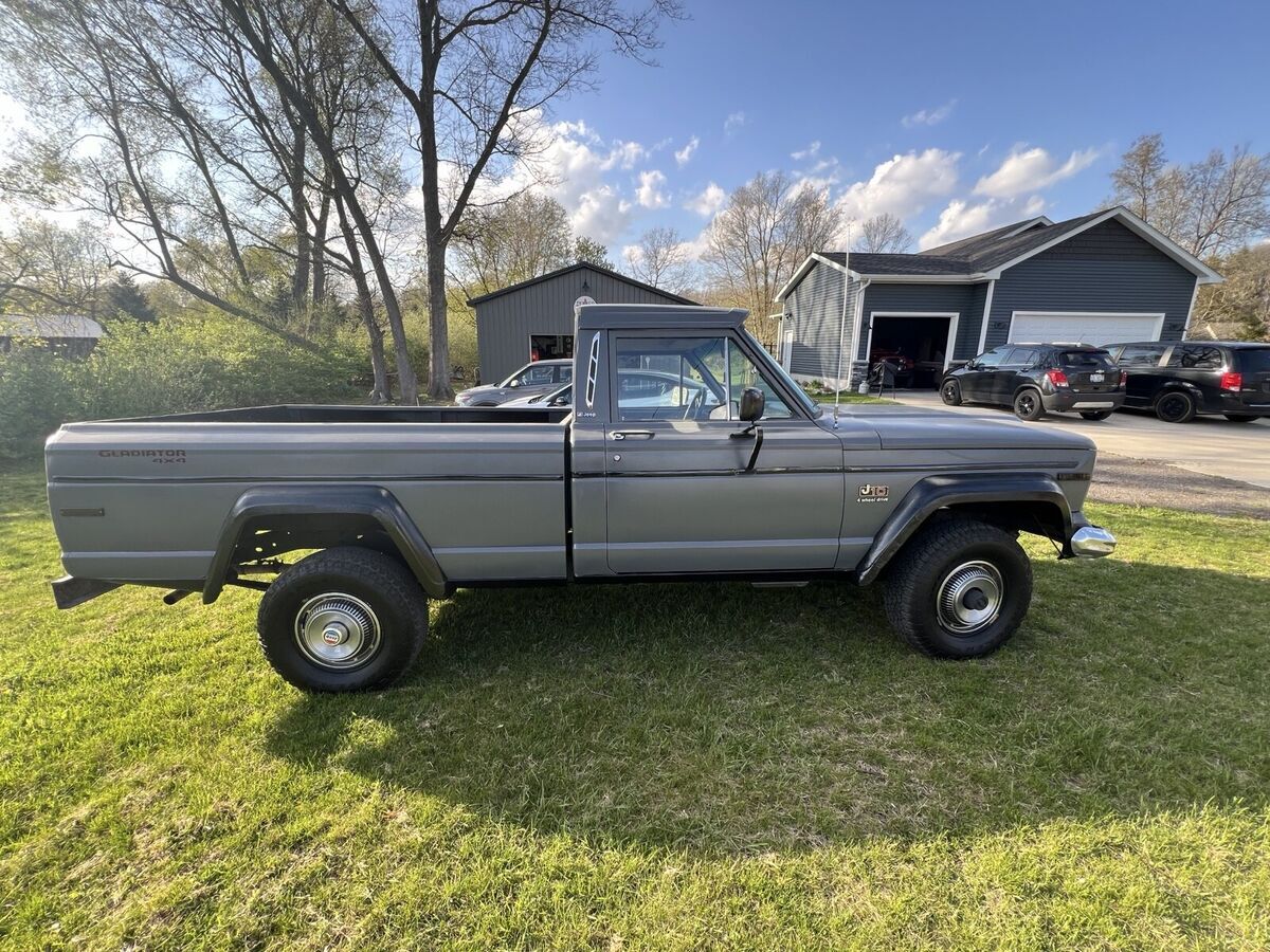 1974 Jeep J10