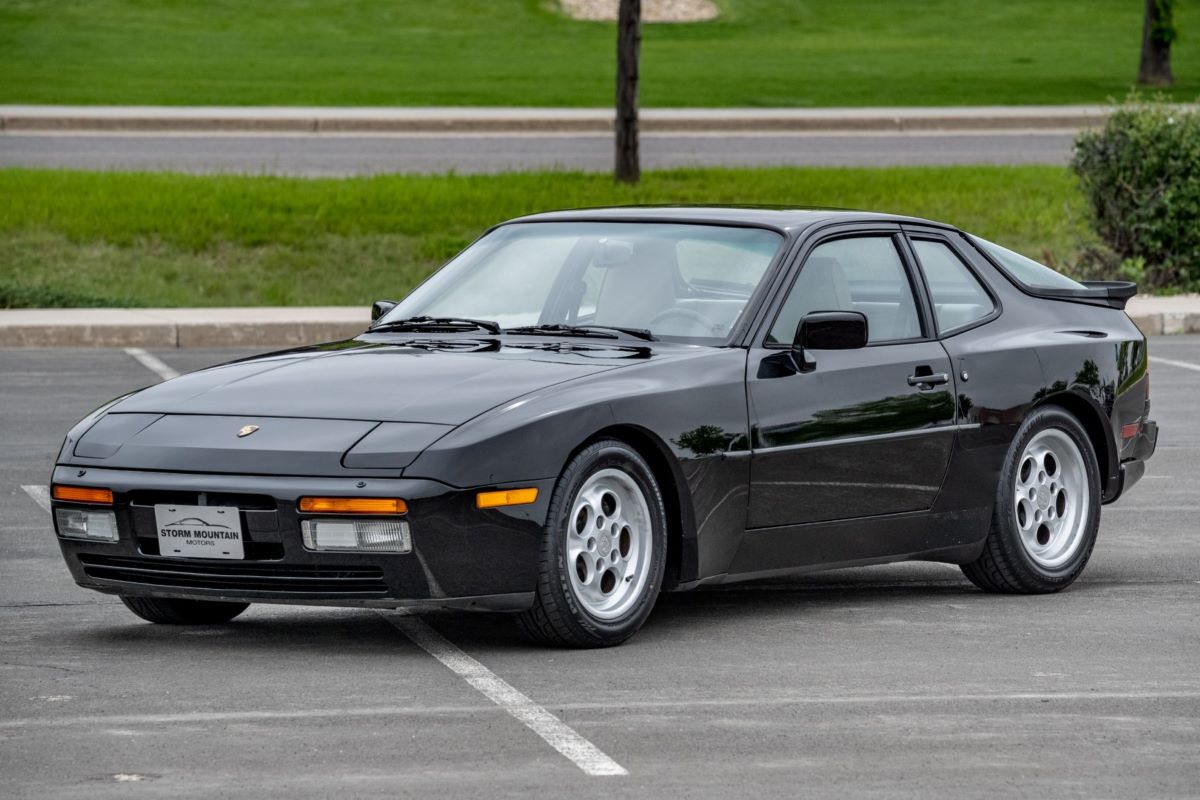 1986 Porsche 944 Turbo