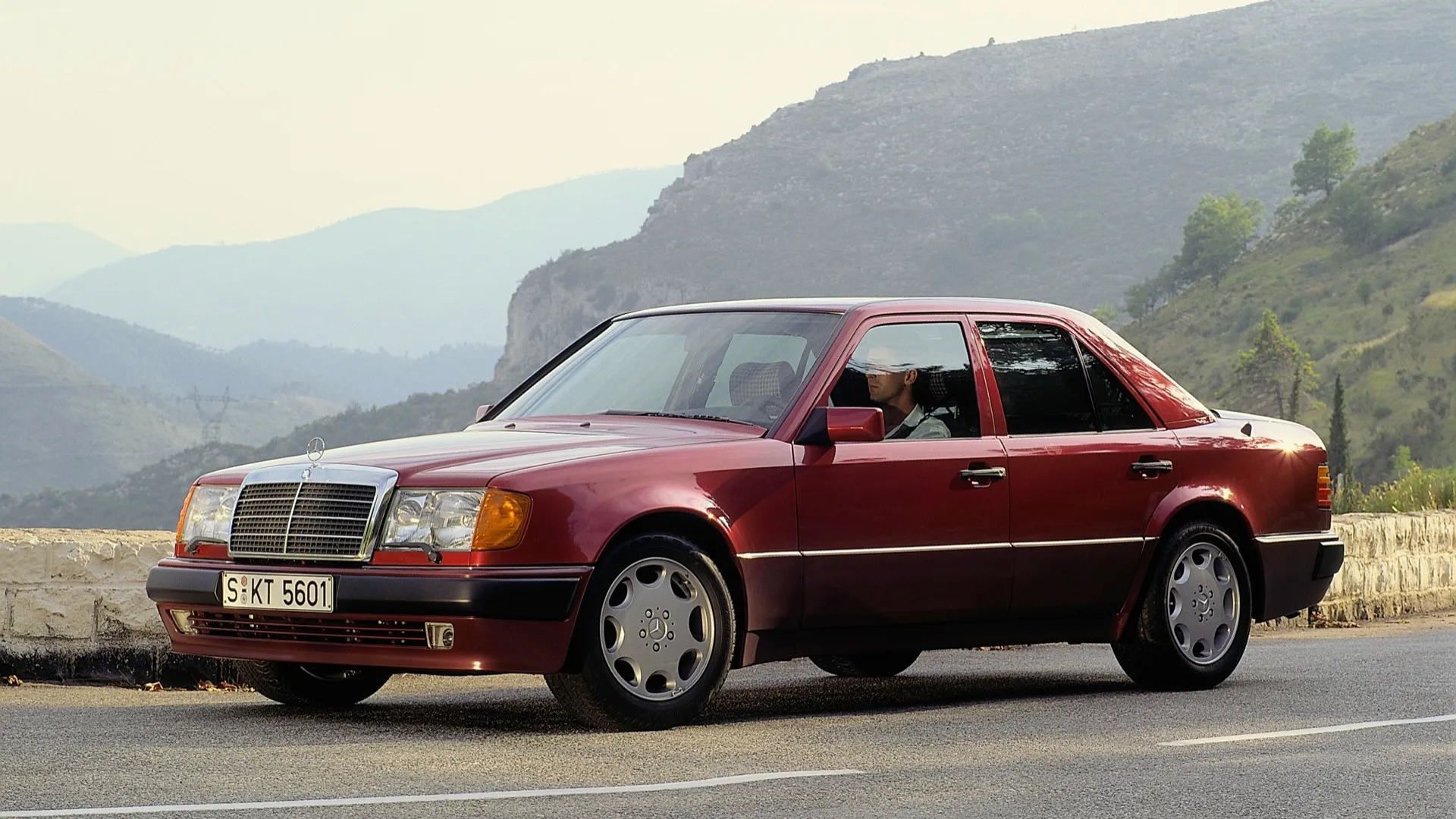 1990 Mercedes Benz 500 E (W124) 1990 Mercedes Benz 500 E (W124)
