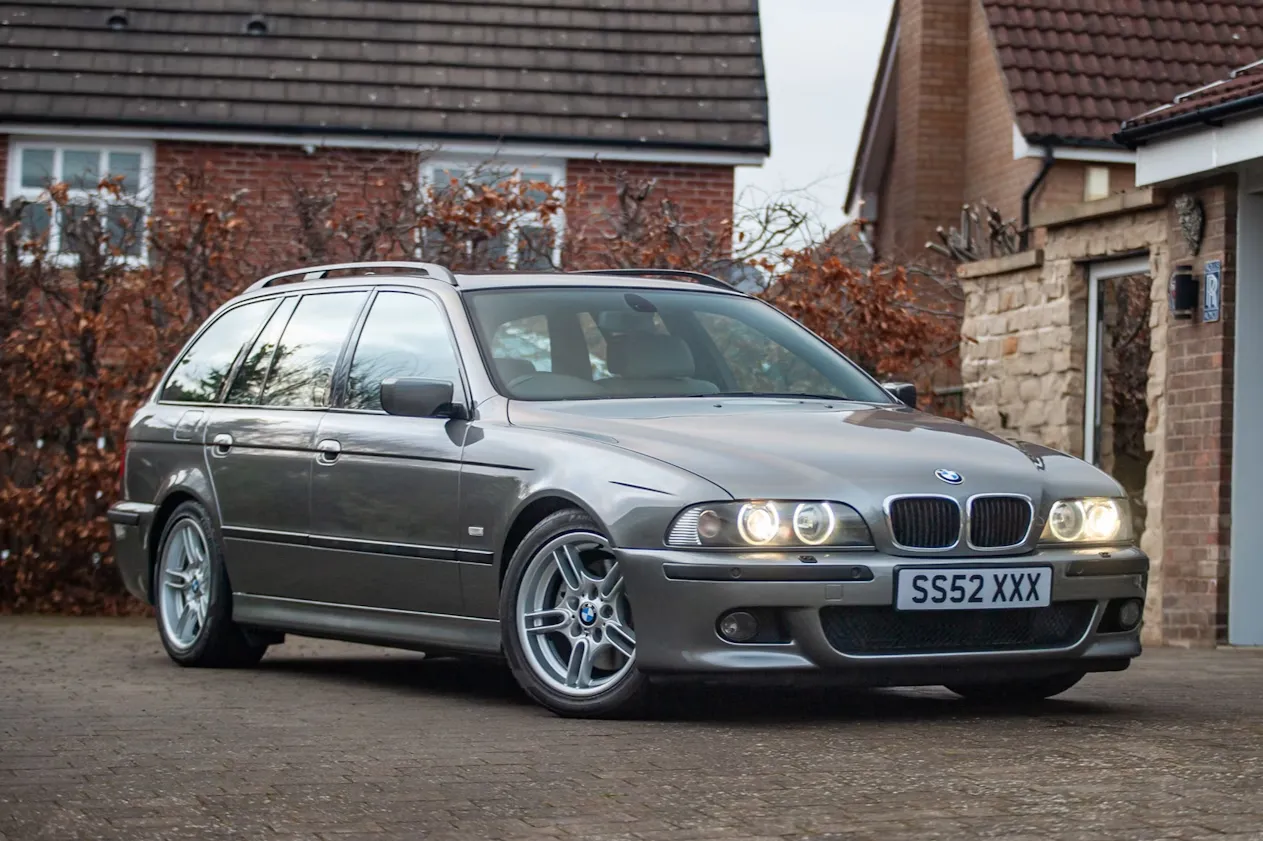 2003 BMW E39 540i