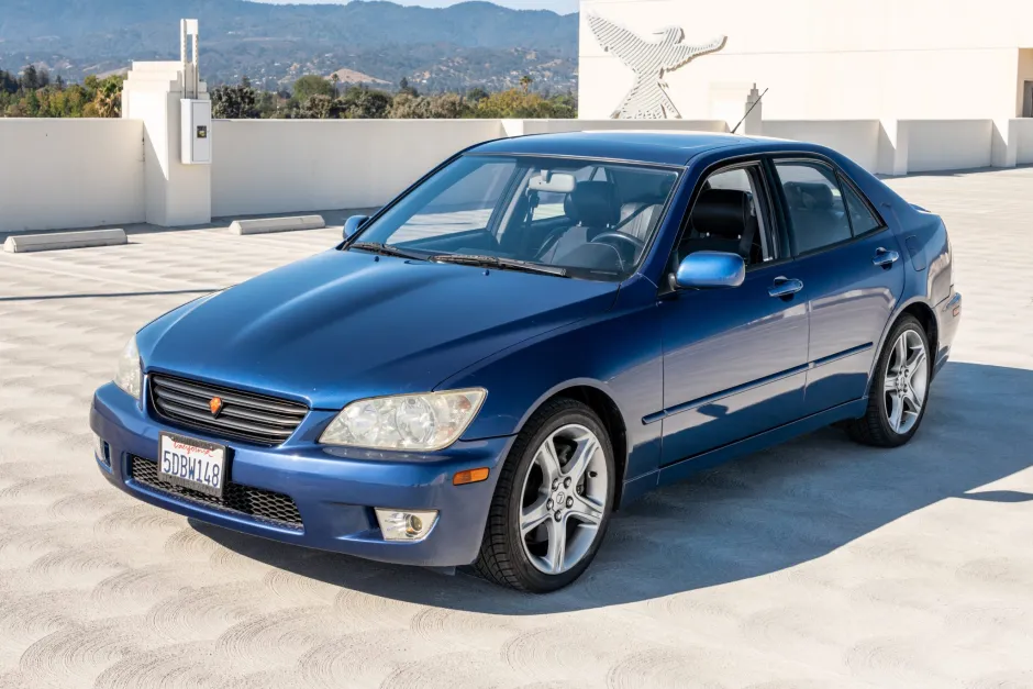 2003 Lexus IS300