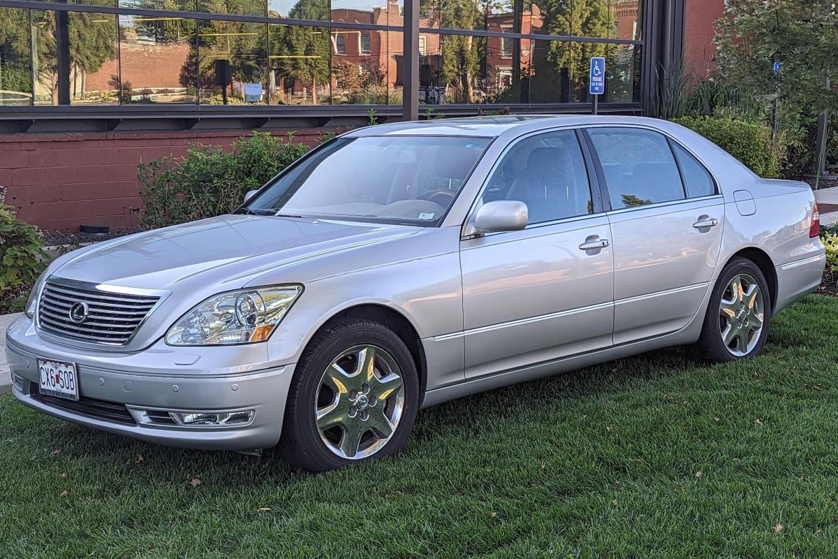 2004 Lexus LS 430