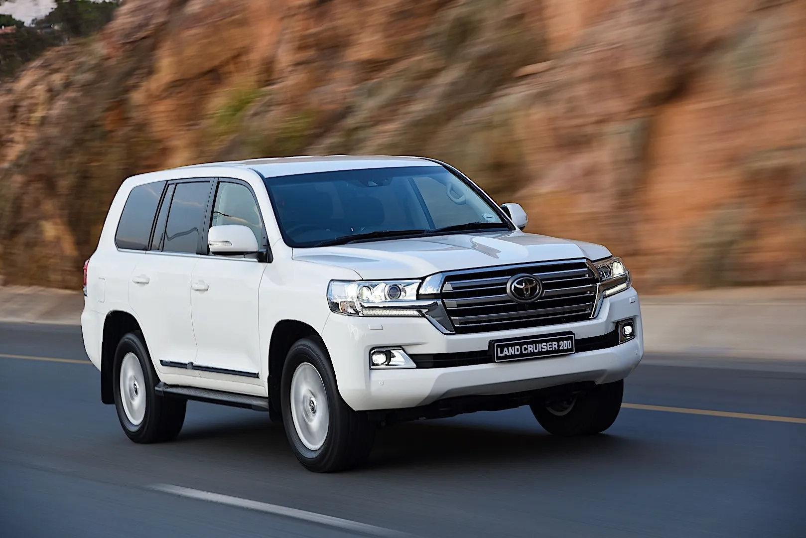 2015 Toyota Land Cruiser J200 Series