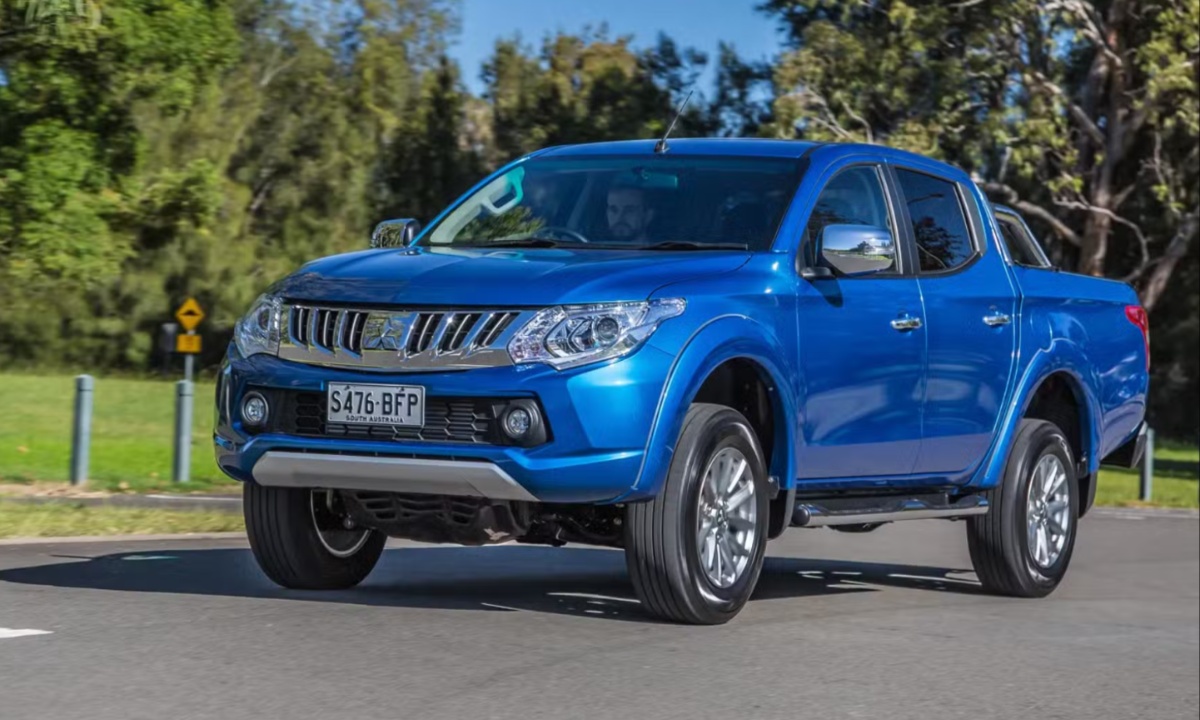 2016 Mitsubishi Triton