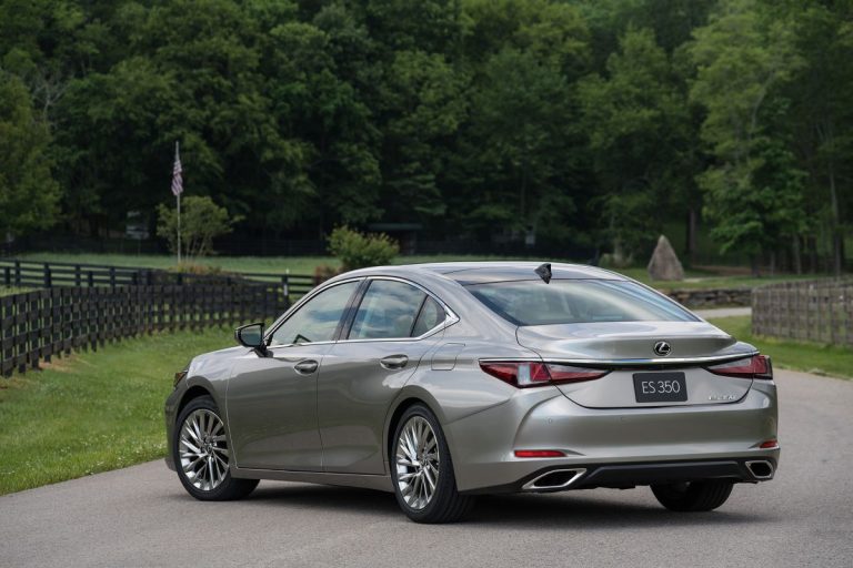 2019 Lexus ES 3502