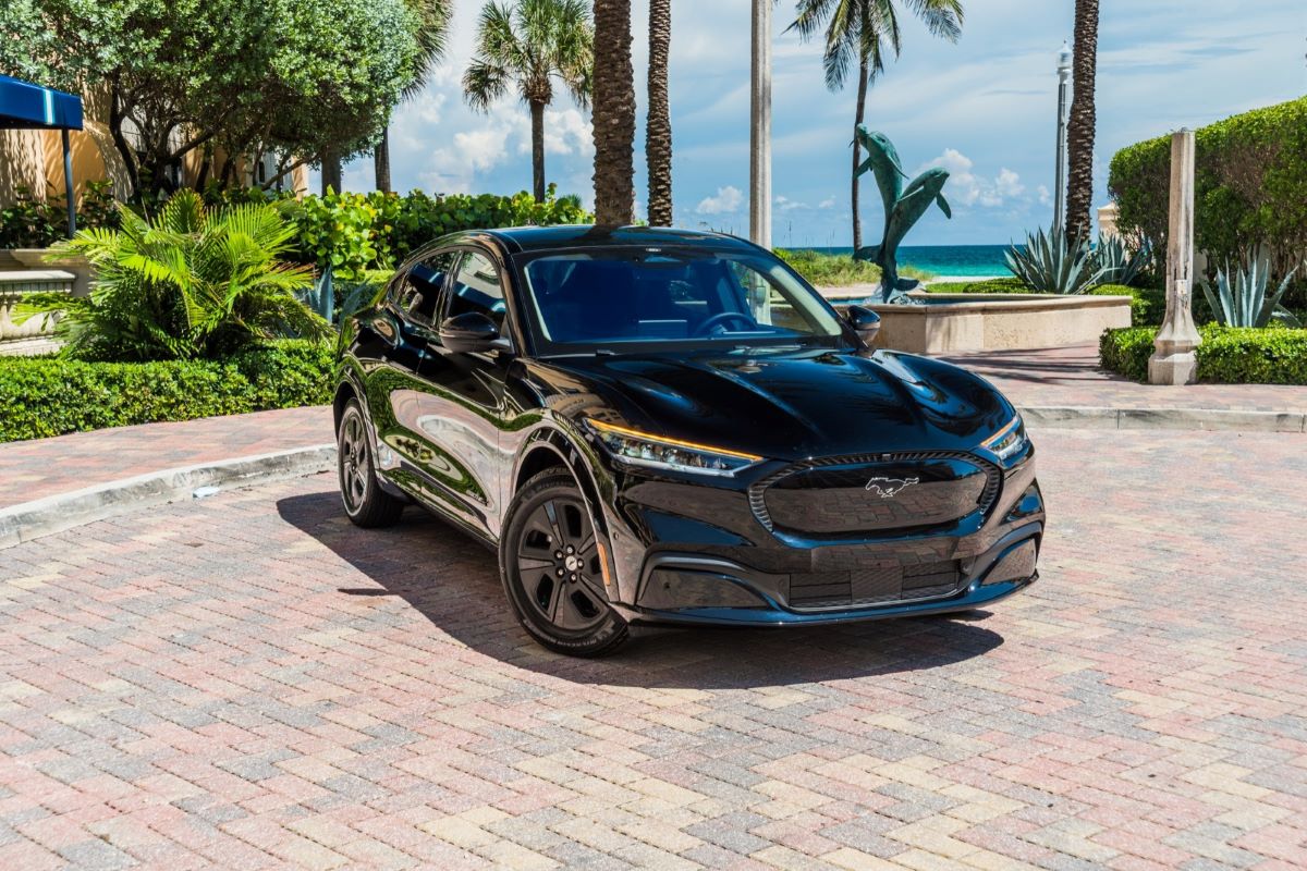 2021 Ford Mustang Mach E California Route 1