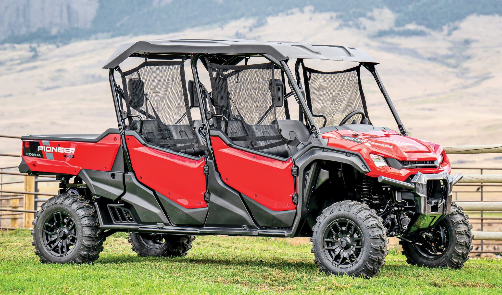 2023 Honda Pioneer 1000 6 Deluxe Crew