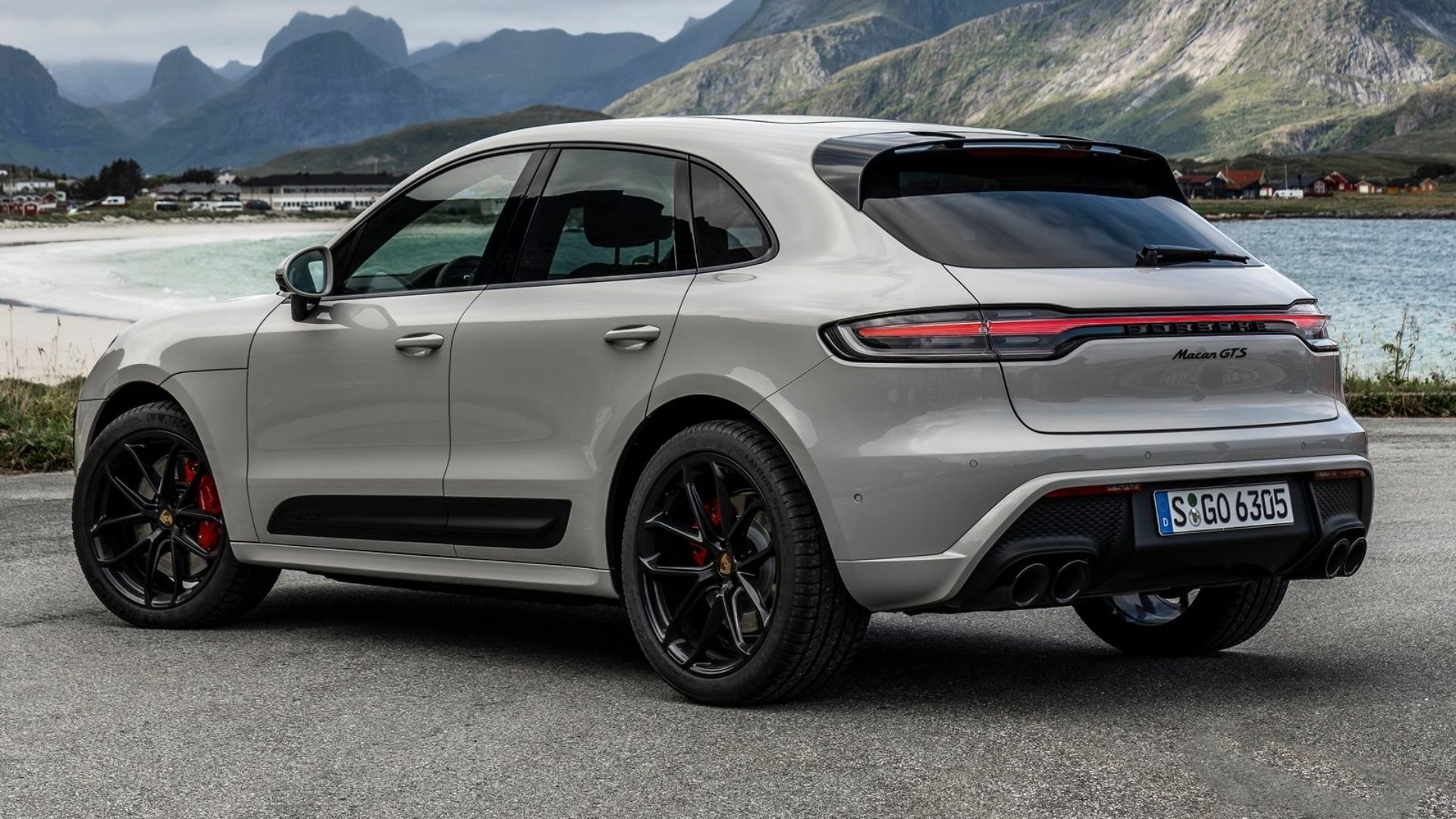 2024 Porsche Macan GTS