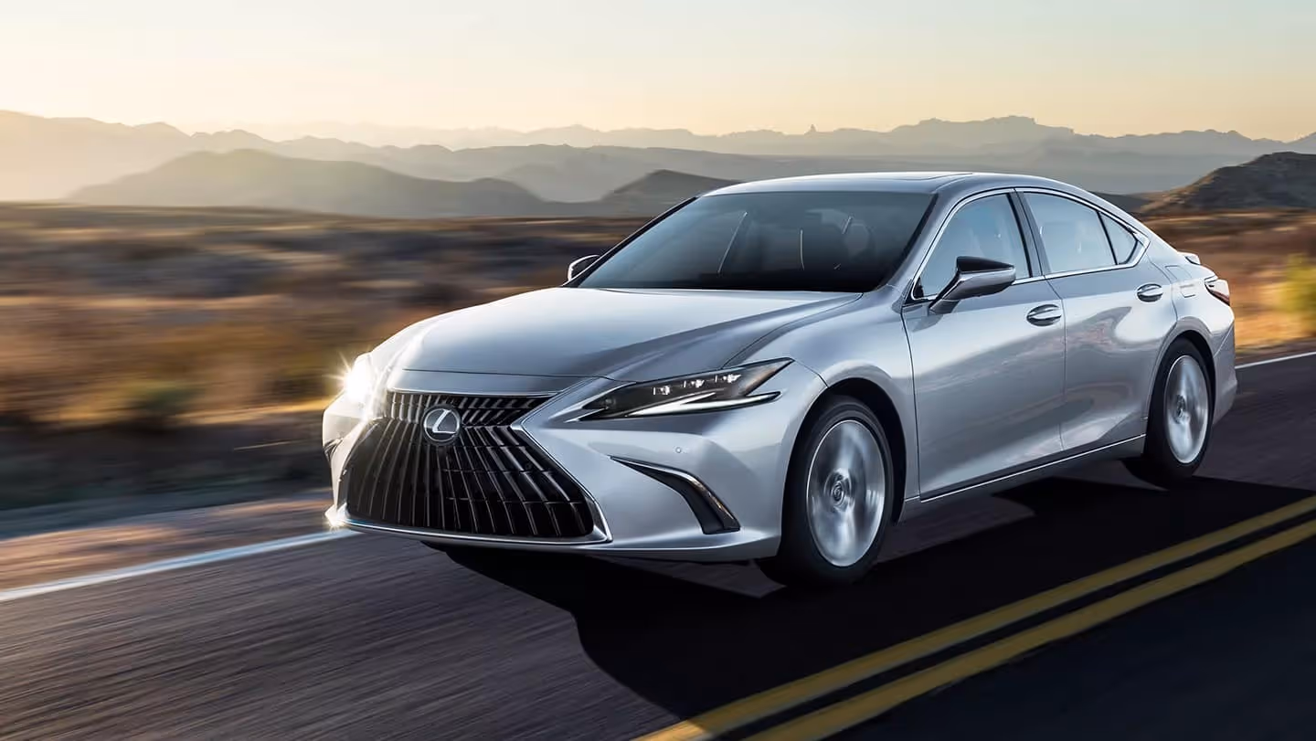 2025 Lexus ES 300h