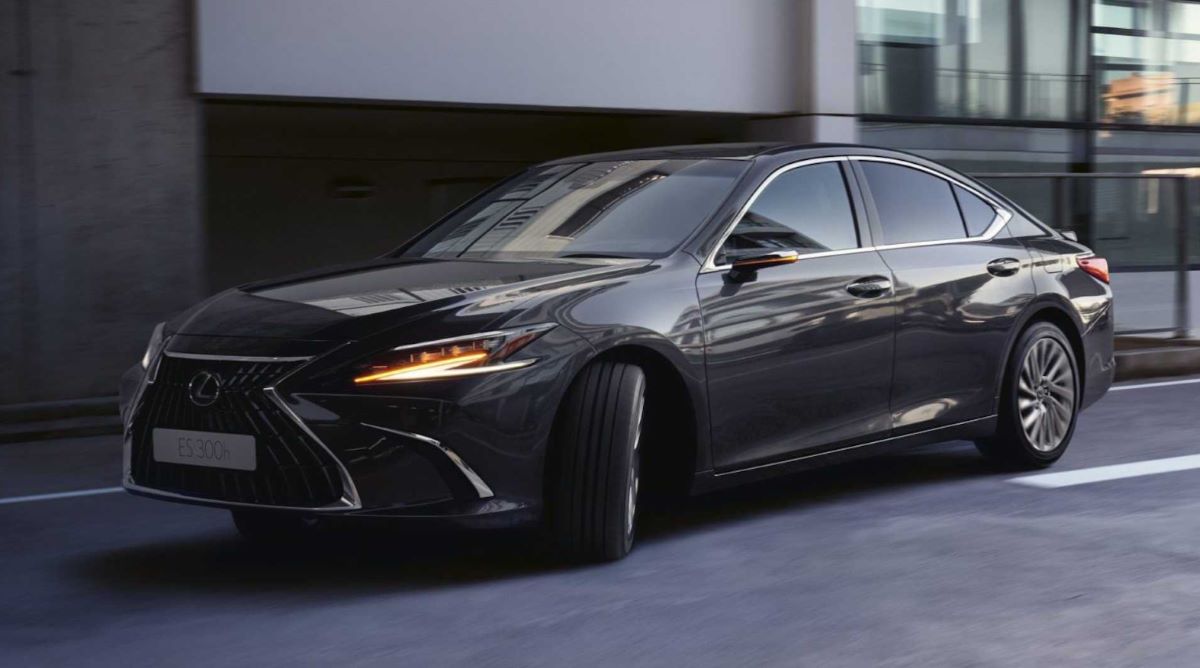 2025 Lexus ES 350