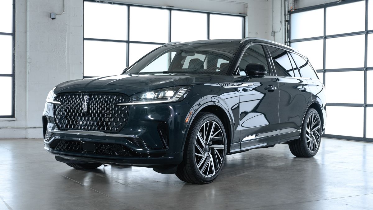 2025 Lincoln Aviator2