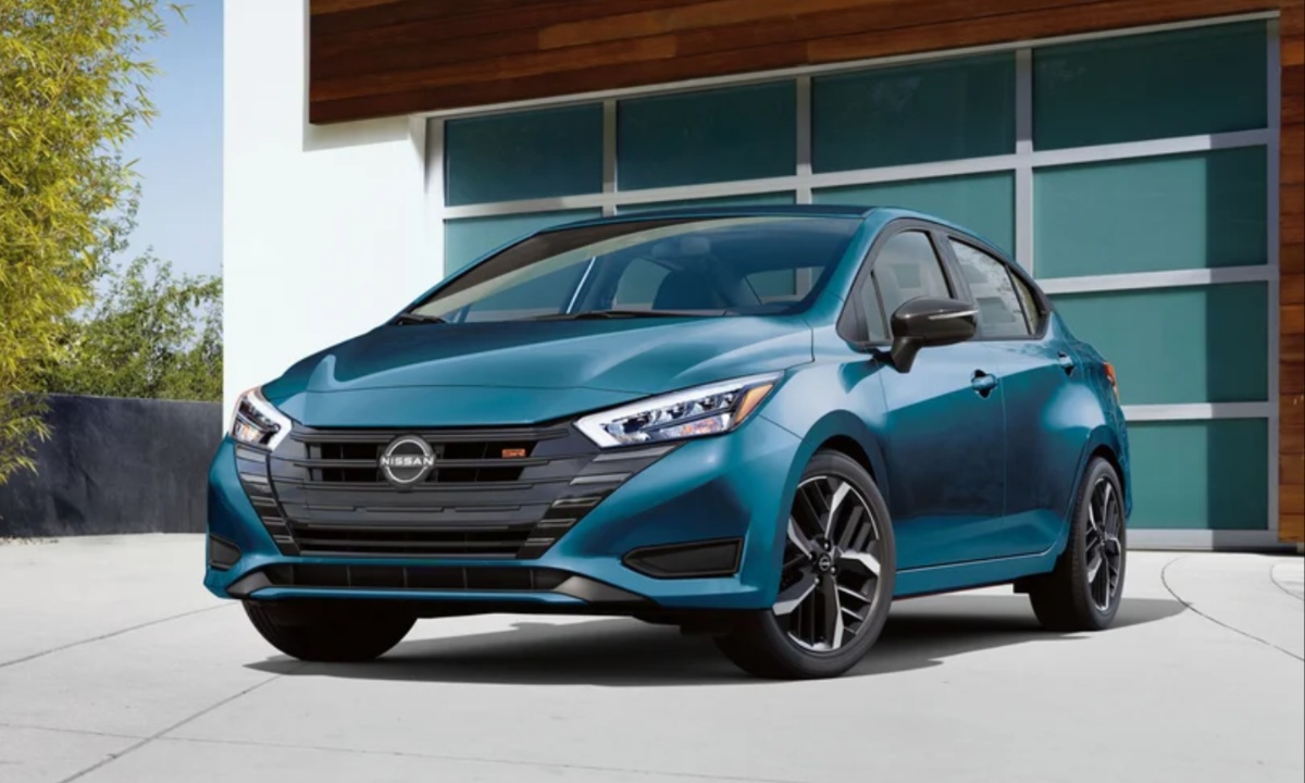 2025 Nissan Versa