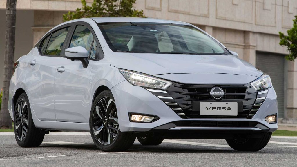 2025 Nissan Versa 2