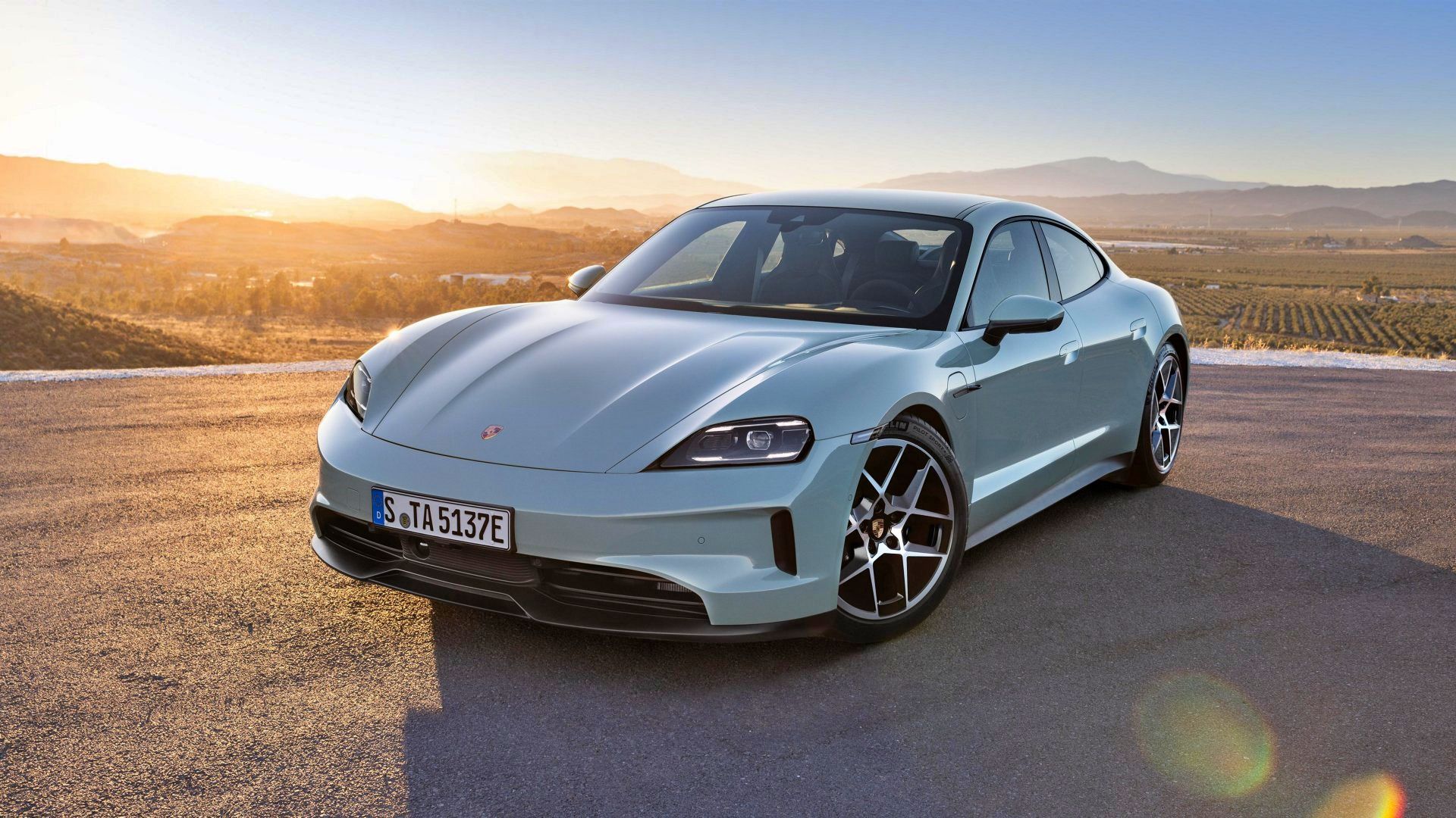 2025 Porsche Taycan