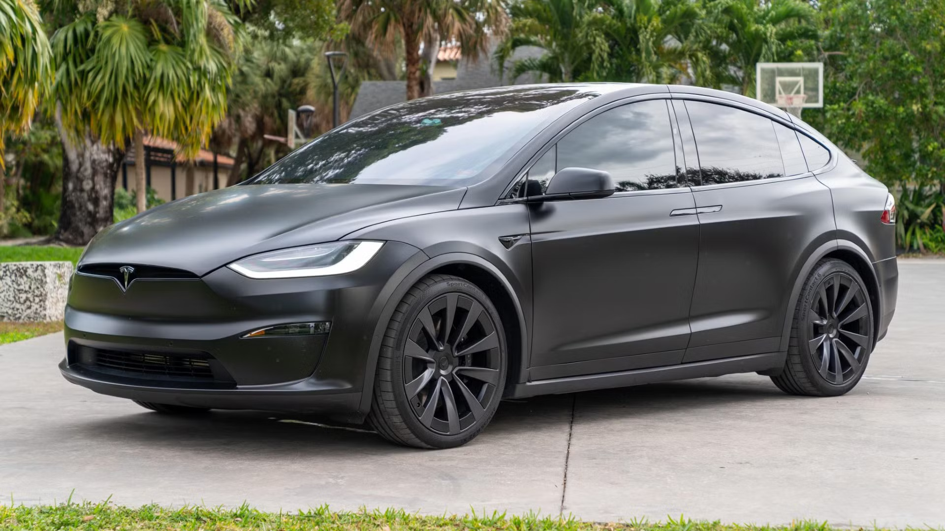 2025 Tesla Model X