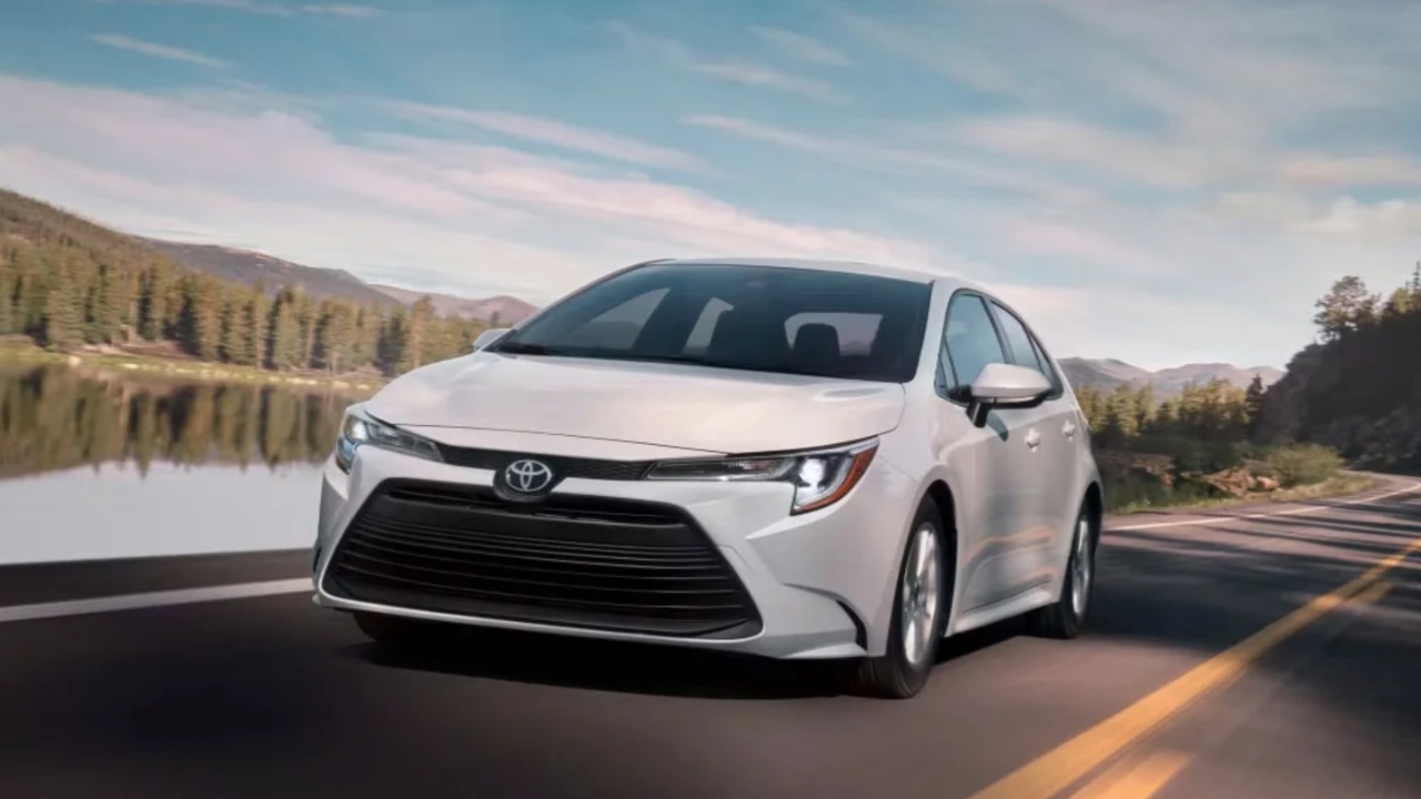 2025 Toyota Corolla Hybrid