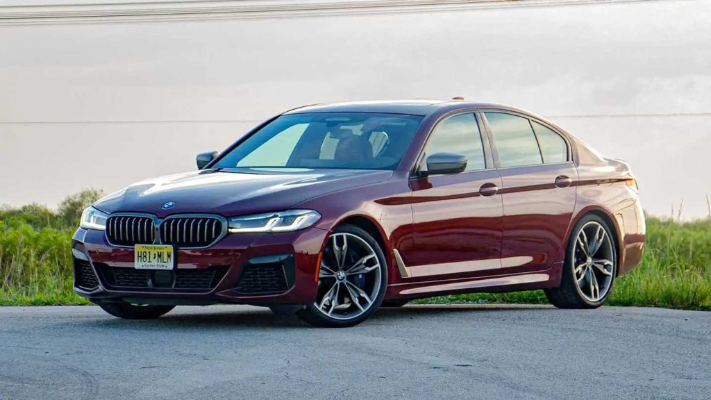 BMW M550i xDrive BMW M550i xDrive