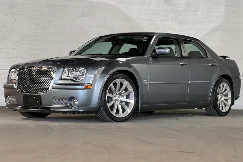 Chrysler 300C SRT8