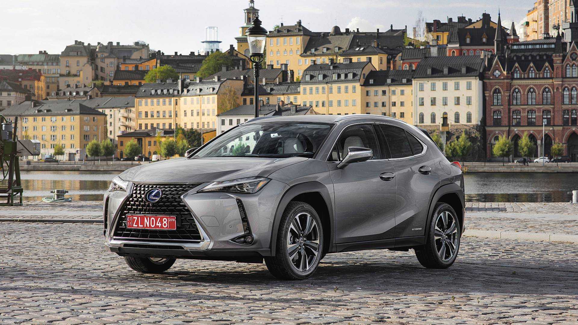 Lexus UX 250h