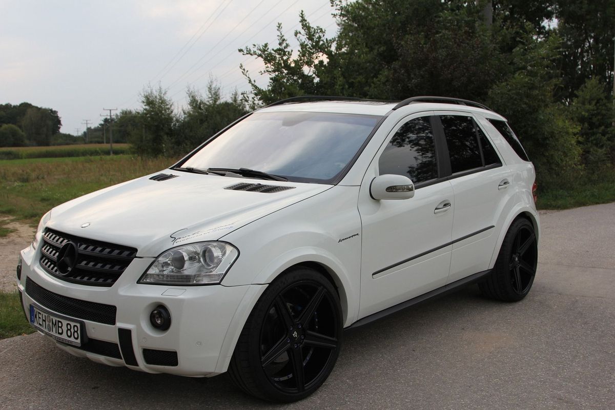 Mercedes Benz ML Class (W163 or W164)