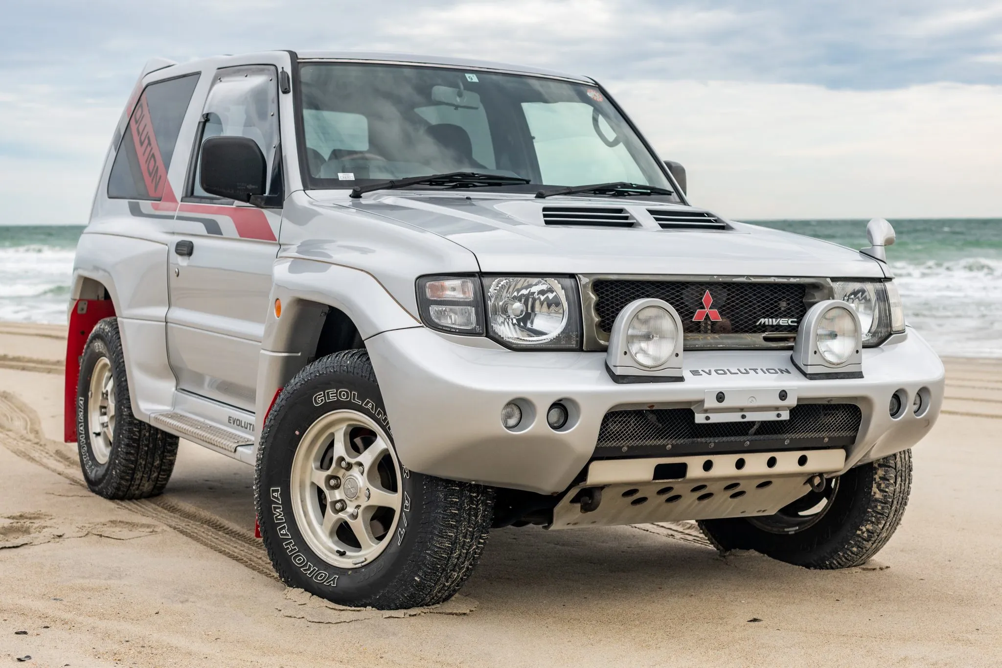 Mitsubishi Pajero Evo