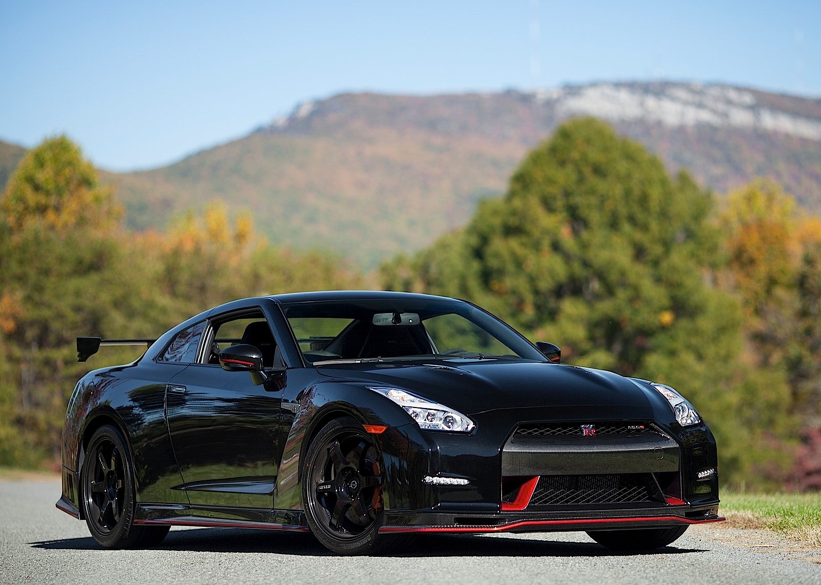 Nissan GT R (R35)