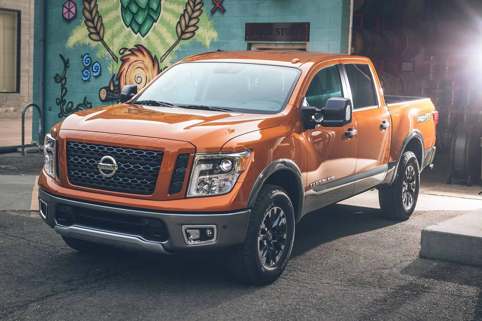 Nissan Titan PRO 4X Crew Cab 4x4 2019