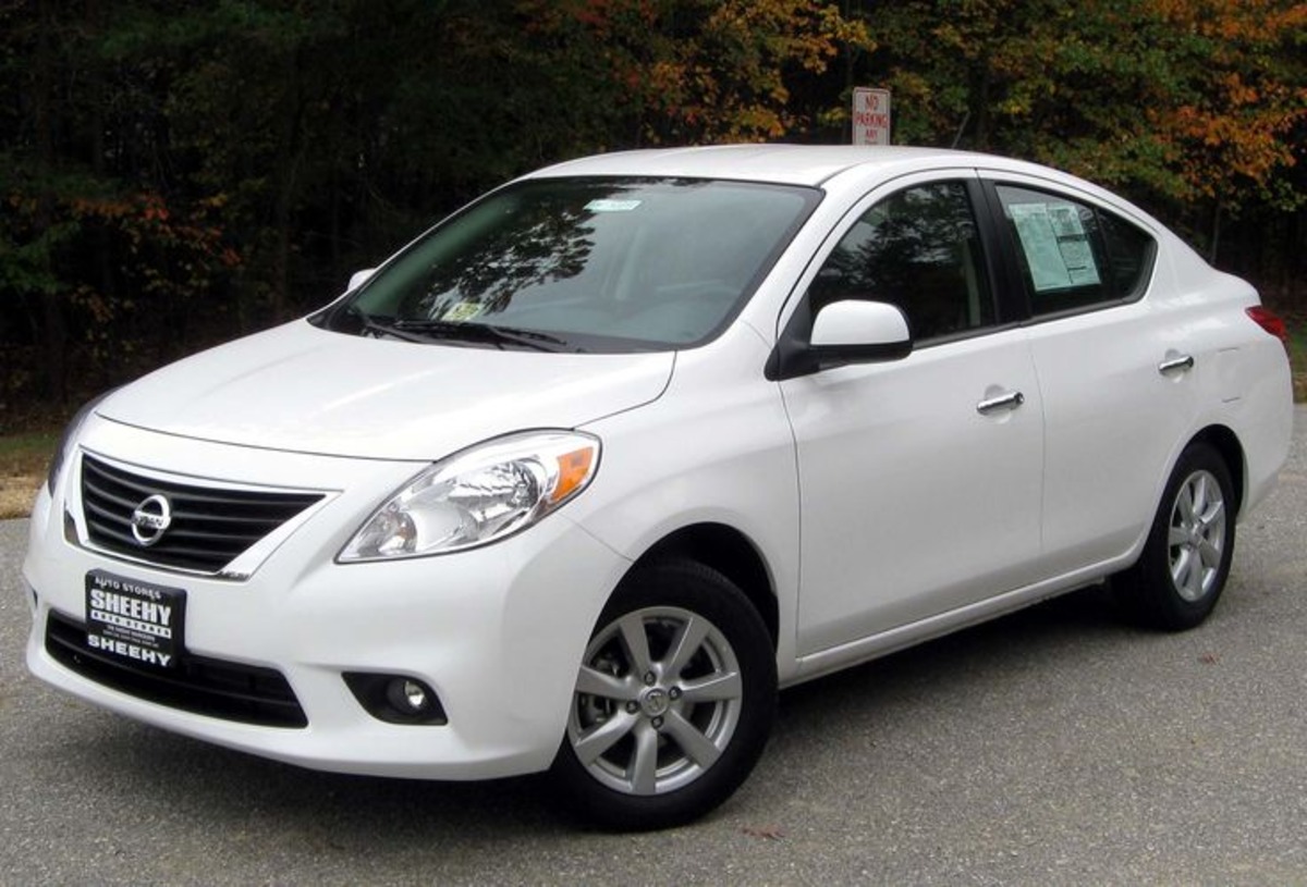 Nissan Versa 