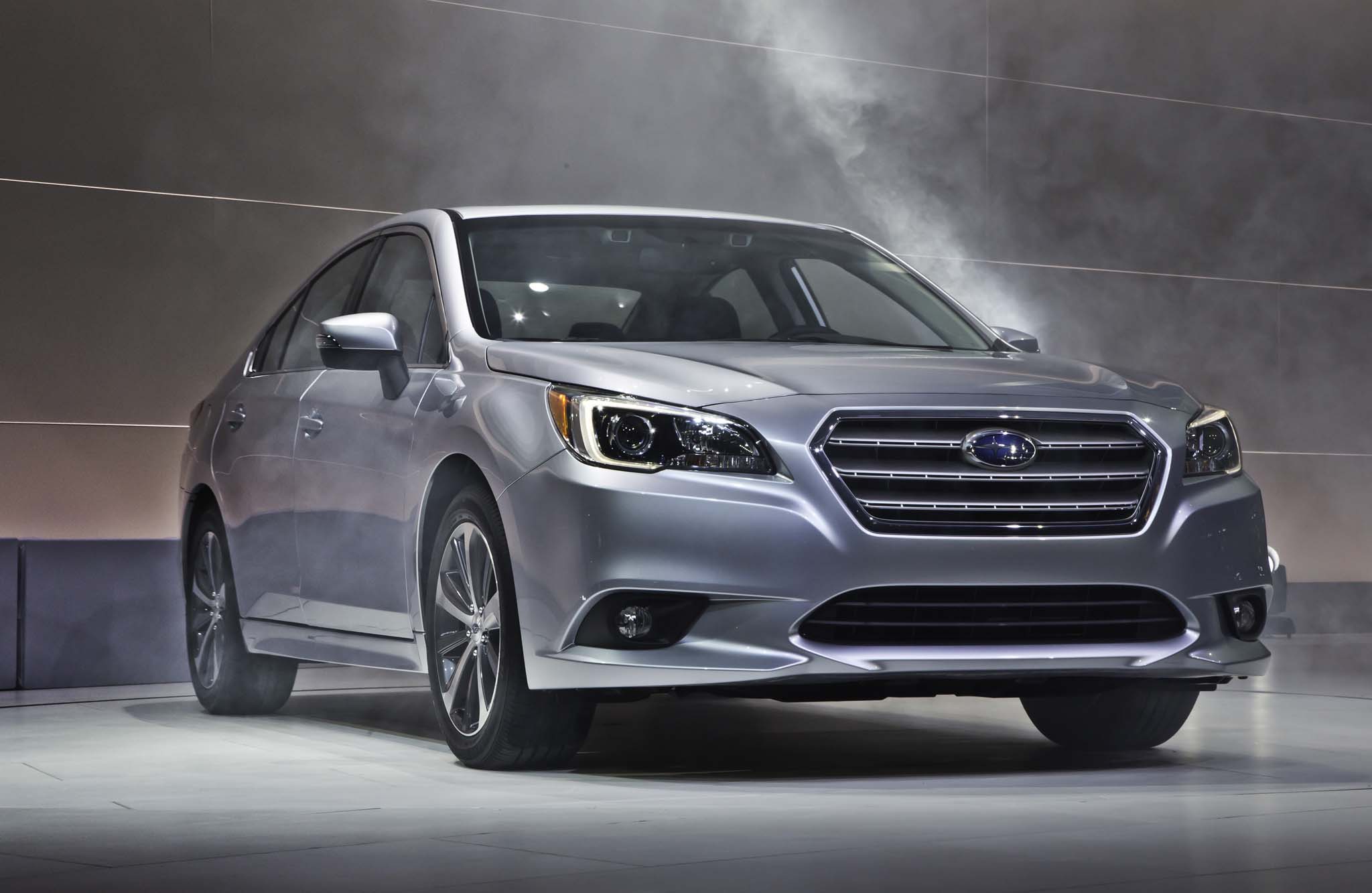 Subaru Legacy 2015